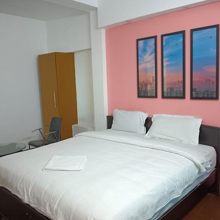 Savi'S Home Stay Уті Екстер'єр фото