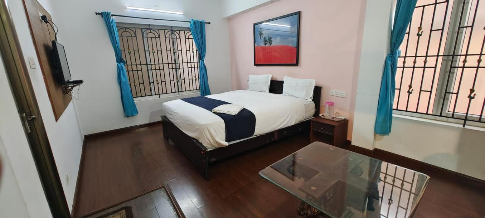 Savi'S Home Stay Уті Екстер'єр фото